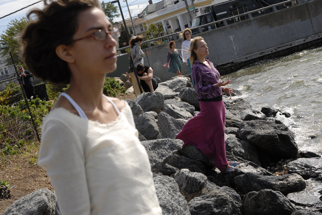 Far Rockaway — performance image 20