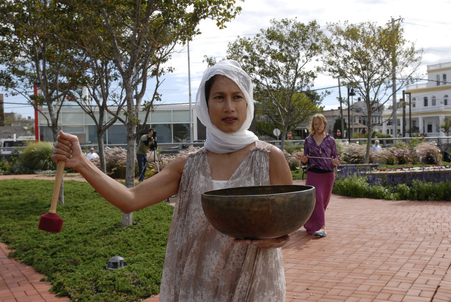 Far Rockaway — performance image 8