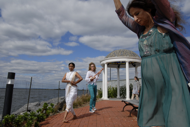 Far Rockaway — performance image 9