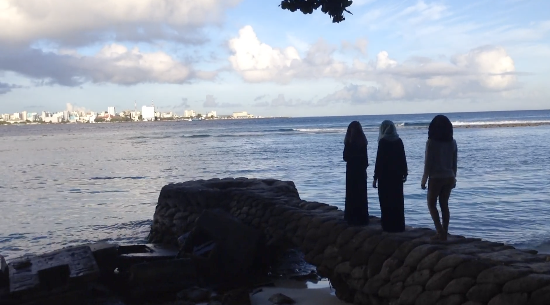 Maldive Requiem — performance image 2