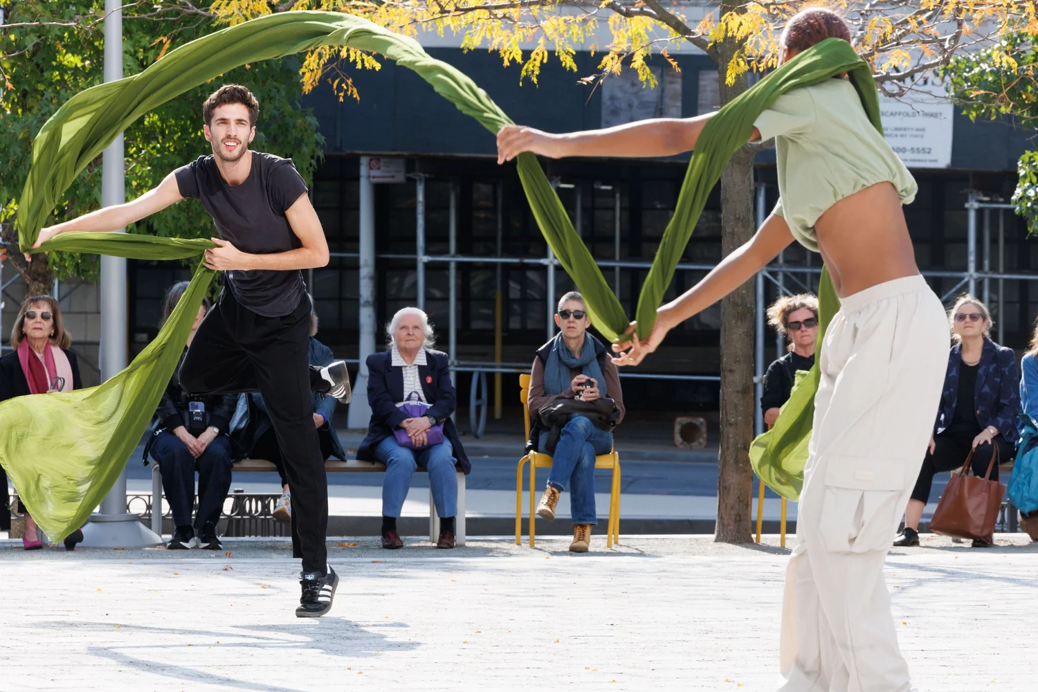Shorelines — performance image 125