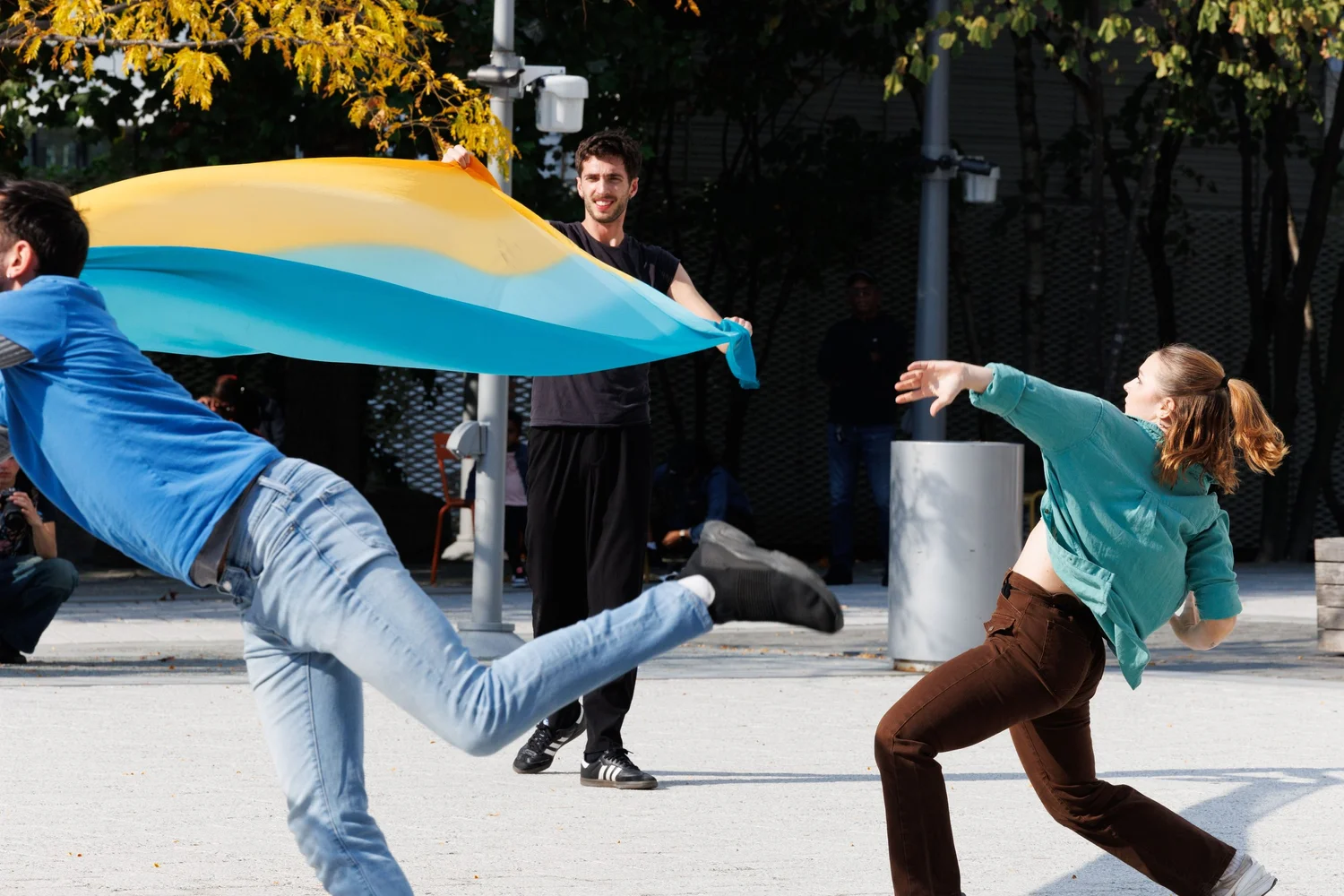 Shorelines — performance image 175