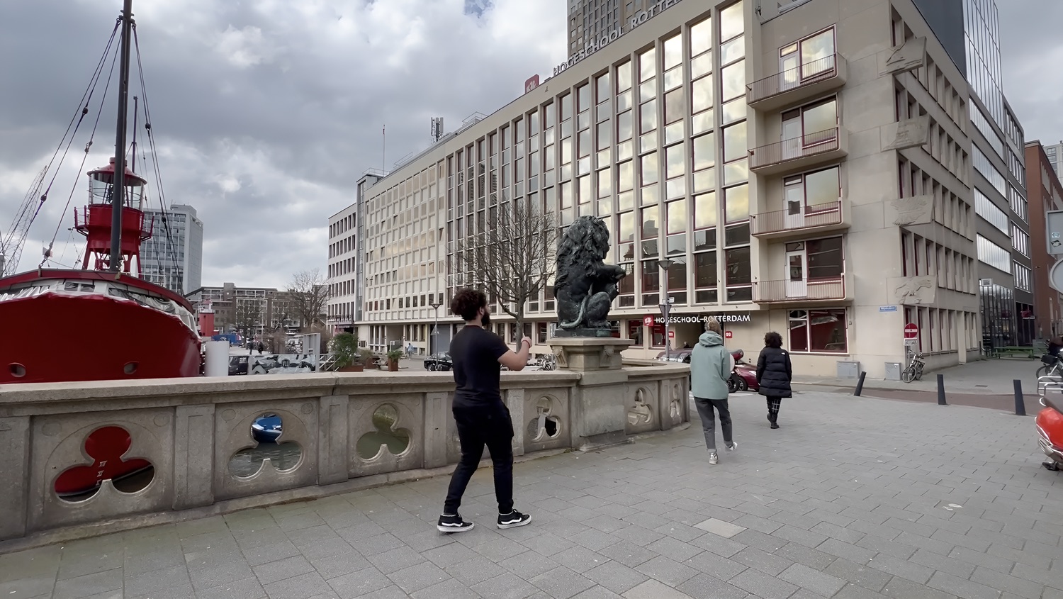The Dam on the River — performance image 10