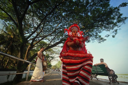 When the Sea Rises — performance image 17