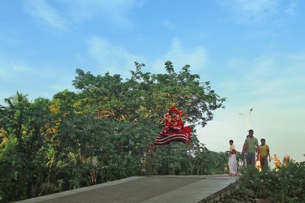 When the Sea Rises — performance image 19