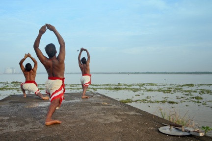 When the Sea Rises — performance image 21